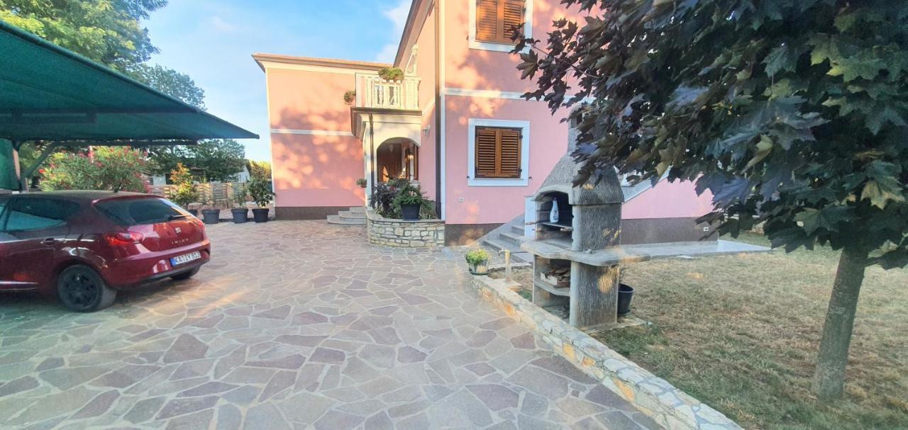 Apartmani Radmila Nova Vas  Exteriér fotografie