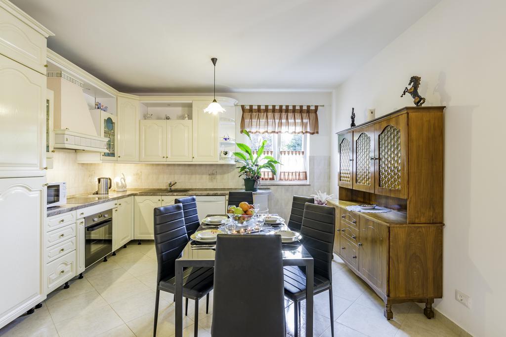 Apartmani Radmila Nova Vas  Exteriér fotografie