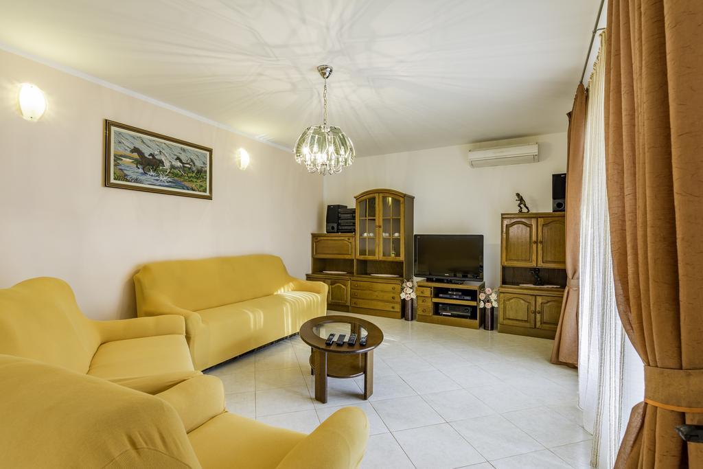 Apartmani Radmila Nova Vas  Exteriér fotografie