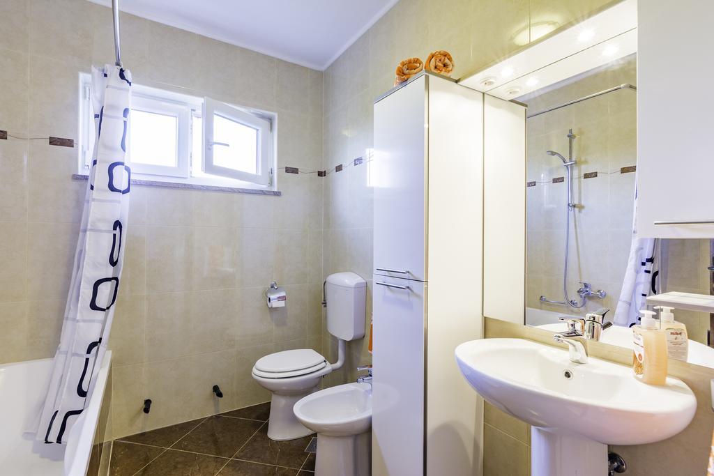 Apartmani Radmila Nova Vas  Exteriér fotografie